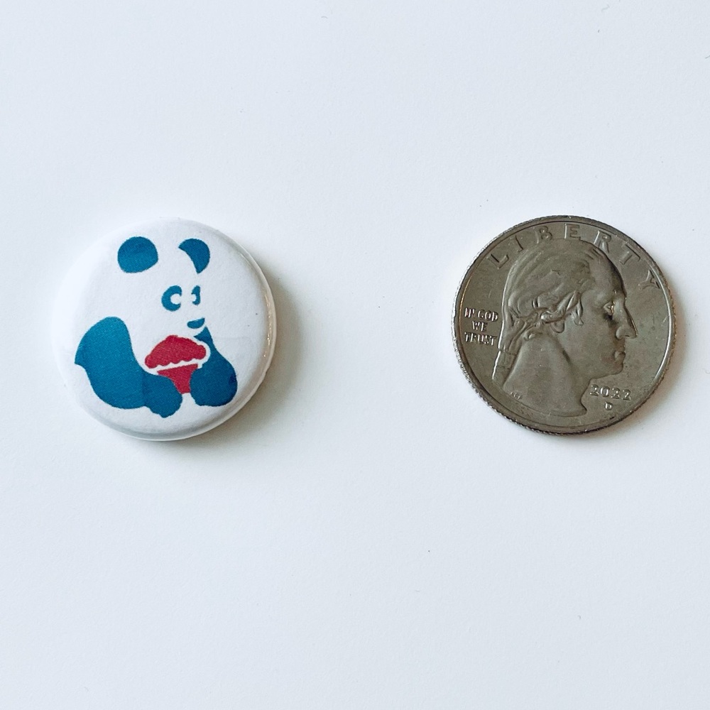 📍 5/$20 Johnny Cupcakes "Panda Holding Cupcake” Pin Button